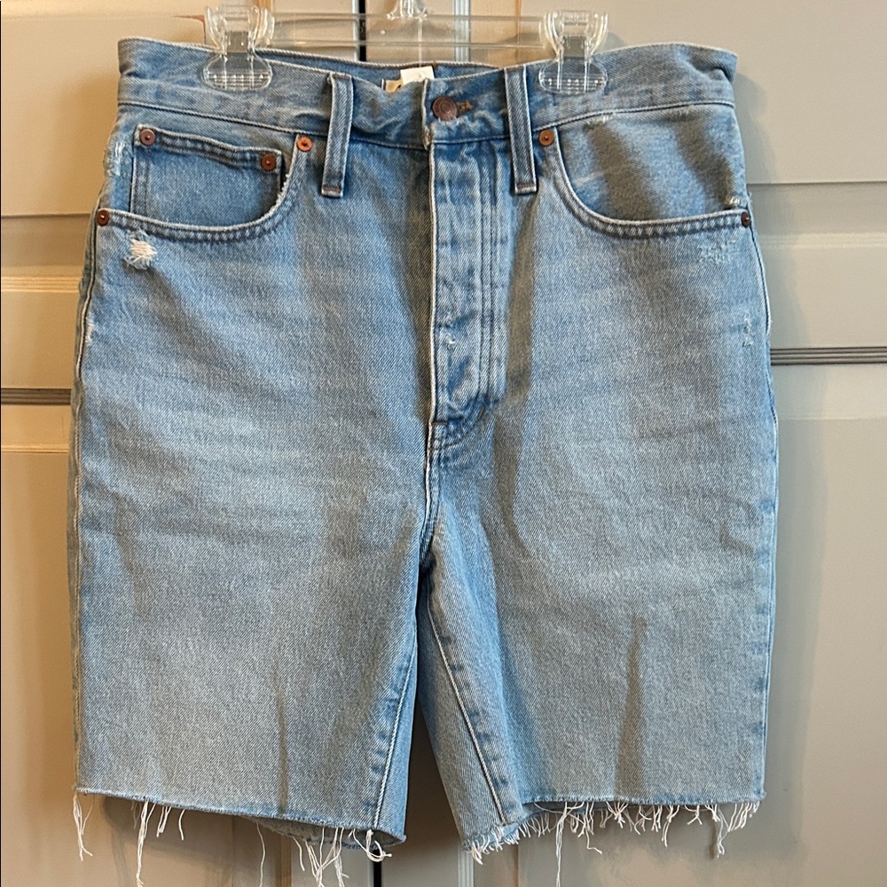 Madewell Light Blue Bermuda Jean Shorts. Size 24. - Picture 3 of 8